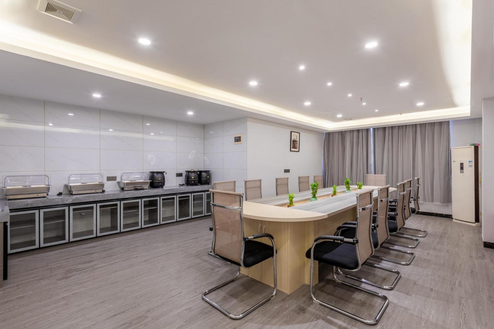 Huahang Hotel - Guangzhou Baiyun International Airport - Free Airport Shuttle Bus Ngoại thất bức ảnh