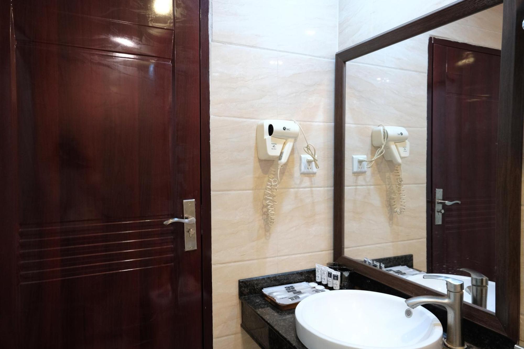 Huahang Hotel - Guangzhou Baiyun International Airport - Free Airport Shuttle Bus Ngoại thất bức ảnh